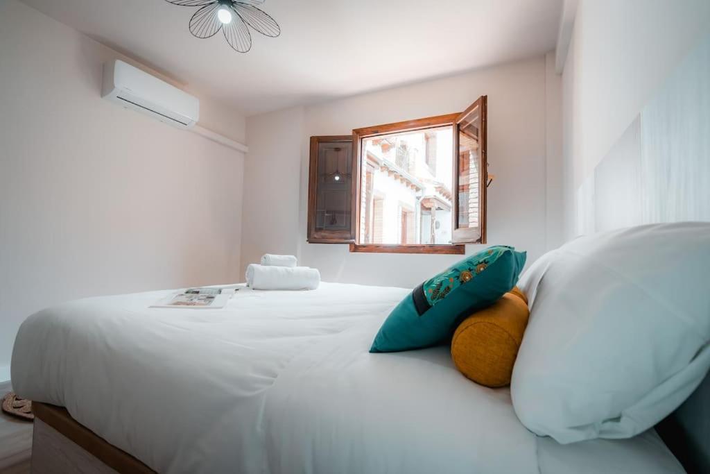 Qh Caldeleria Vieja Apartment Granada Exterior photo